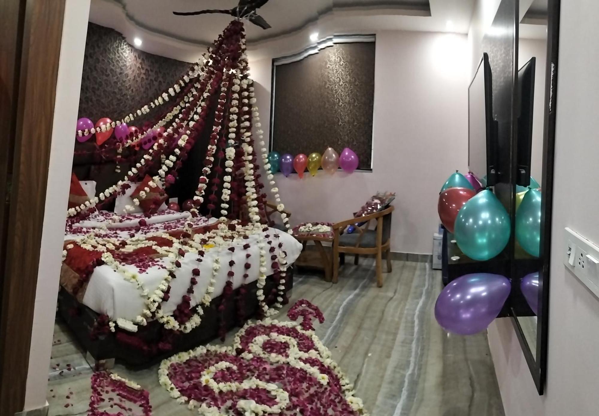 Hotel Royal Inn Igi New Delhi Bagian luar foto